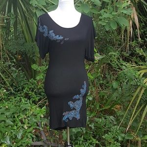 Enti black dress/Off the shoulder black dress